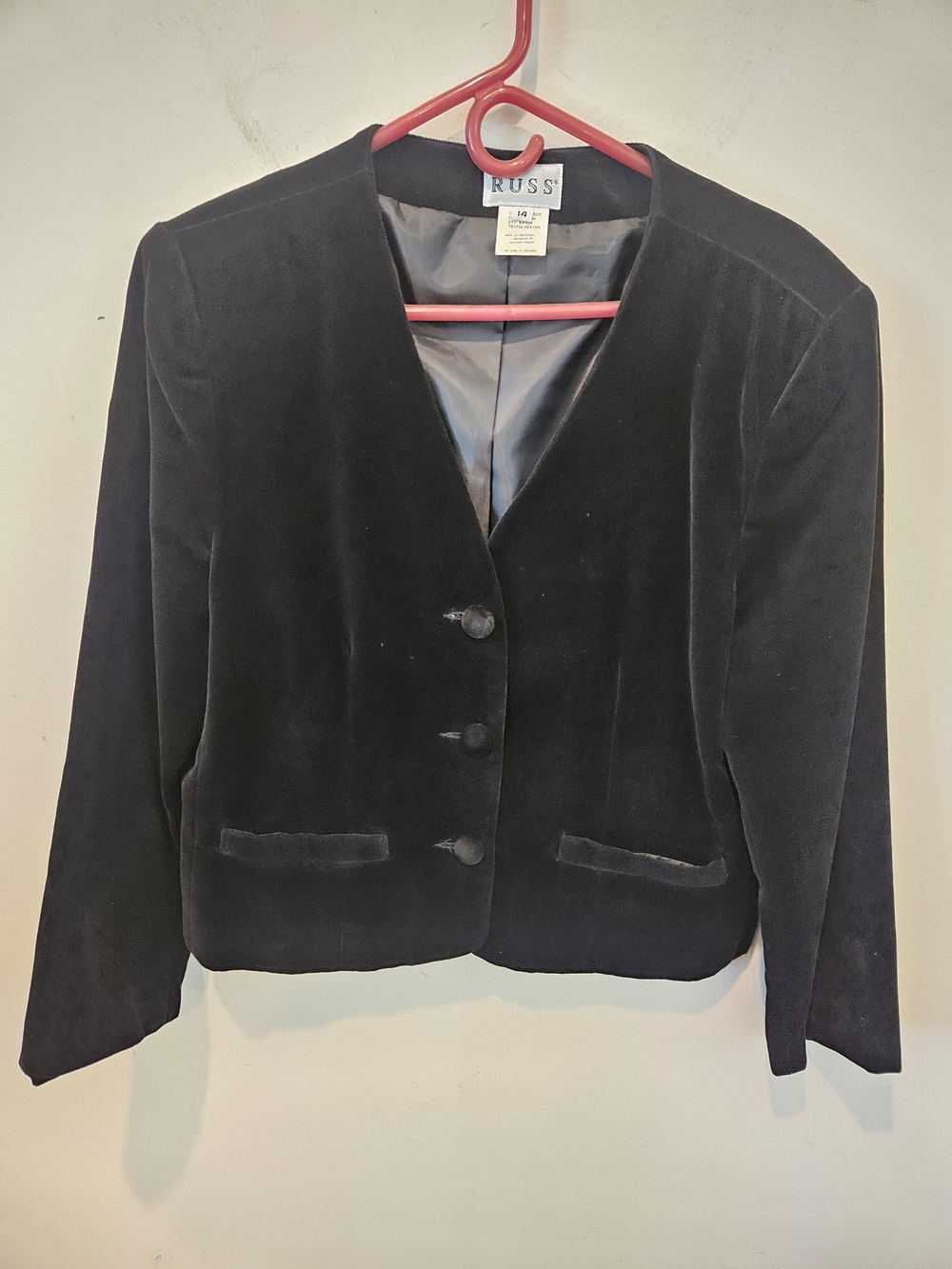 Russ VTG Black Velvet Women's Cropped Size 14 Button Front Jacket
